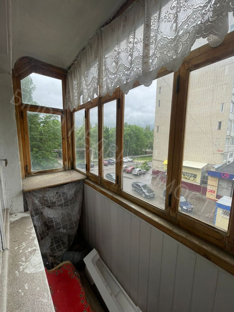 Продажа 2-комнатной квартиры, Балашов, Космонавтов пр-кт,  7