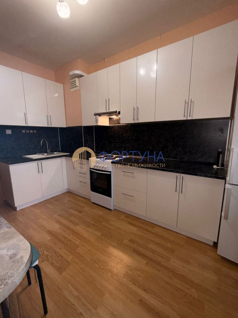 Продажа 1-комнатной квартиры, Белгород, Шумилова ул,  6