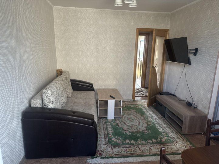 Продажа 2-комнатной квартиры, Ростов-на-Дону, Космонавтов пл,  27
