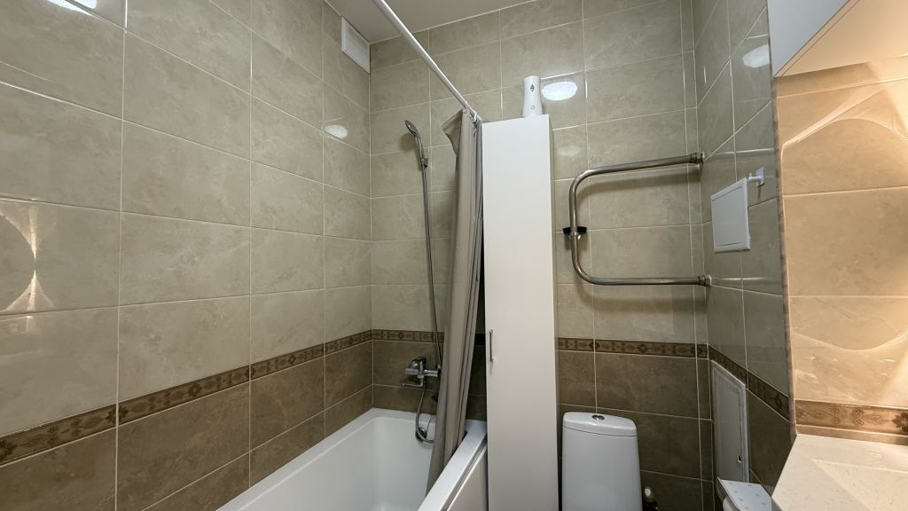 Продажа 1-комнатной квартиры, Анкудиновка, Русская ул,  9