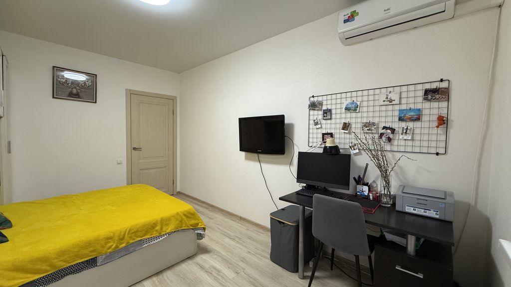 Продажа 1-комнатной квартиры, Анкудиновка, Русская ул,  9