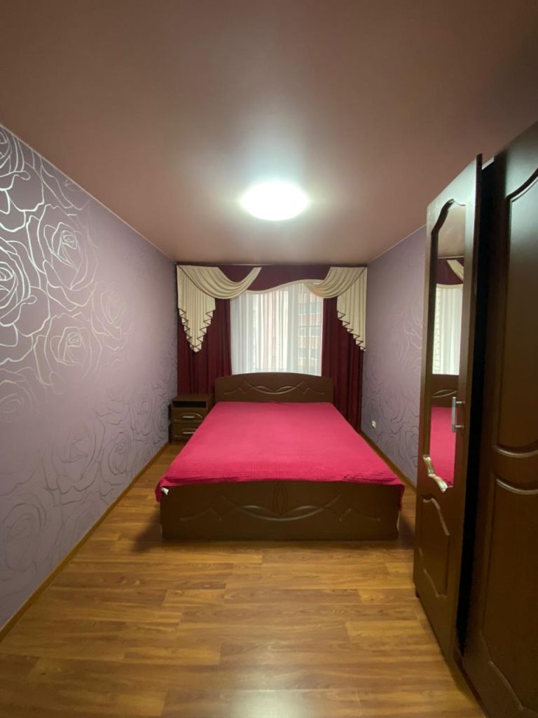 Продажа 2-комнатной квартиры, Смоленск, Южный мкр,  25Б