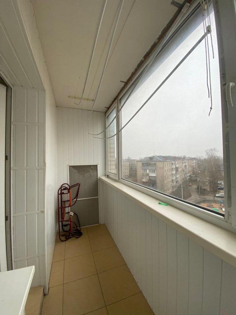 Продажа 2-комнатной квартиры, Смоленск, Южный мкр,  25Б