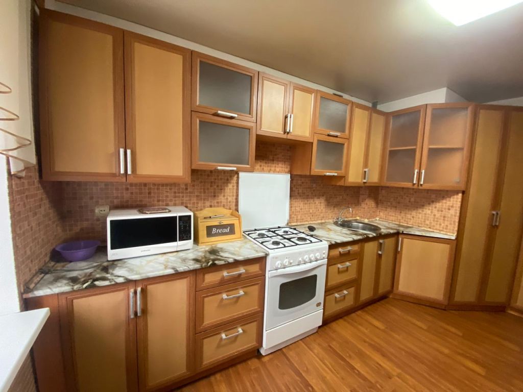 Продажа 2-комнатной квартиры, Смоленск, Южный мкр,  25Б