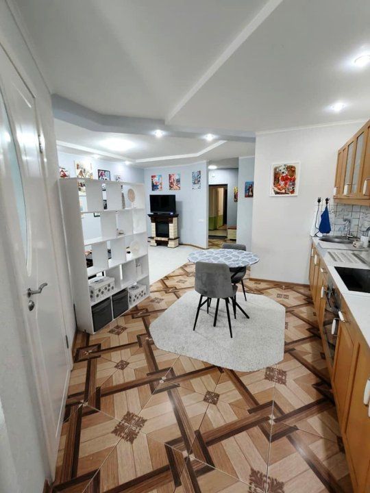 Продажа 2-комнатной квартиры, Ростов-на-Дону, Театральный пр-кт,  2