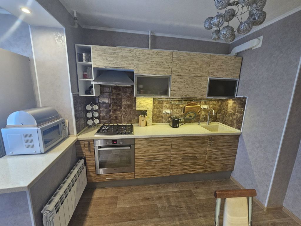 Продажа 3-комнатной квартиры, Заволжье, Пономарева ул,  7