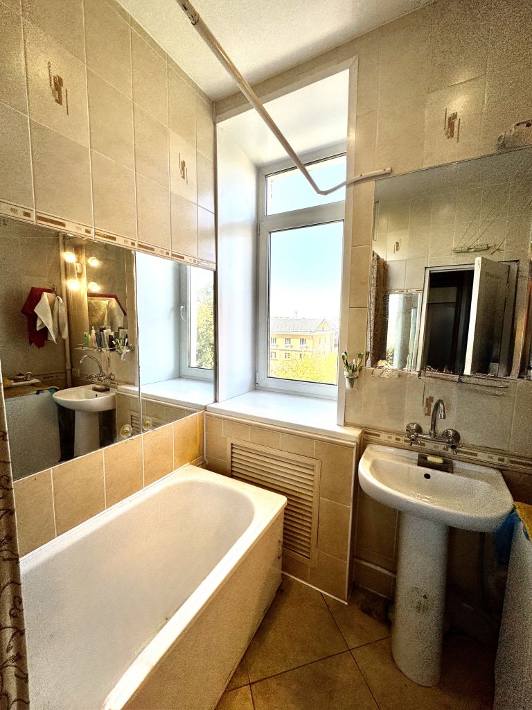 Продажа 3-комнатной квартиры, Нижний Новгород, Московское шоссе,  81