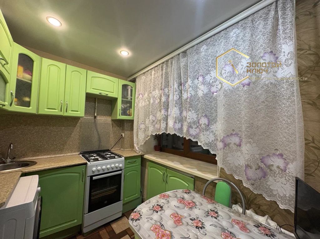 Продажа 2-комнатной квартиры, Димитровград, Ленина пр-кт,  13а