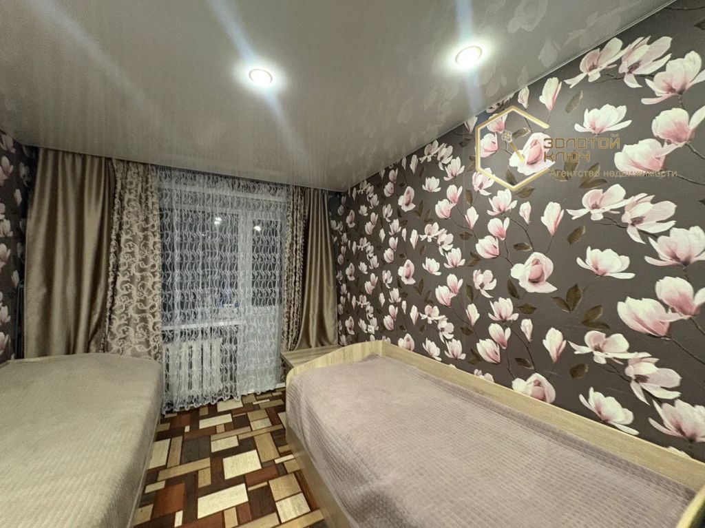 Продажа 2-комнатной квартиры, Димитровград, Ленина пр-кт,  13а