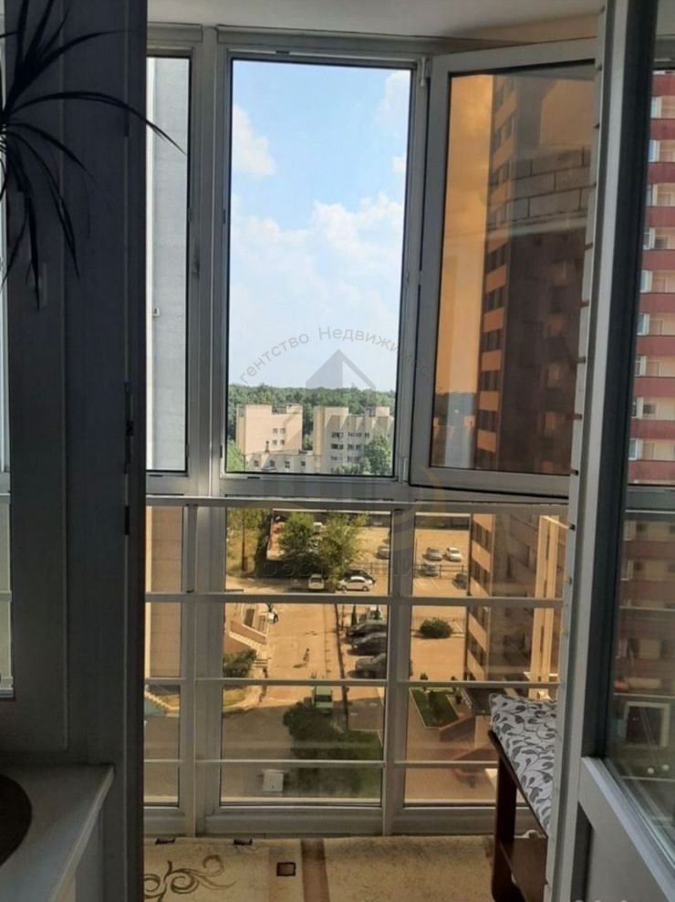 Аренда 1-комнатной квартиры, Старый Оскол, Космос мкр,  9А