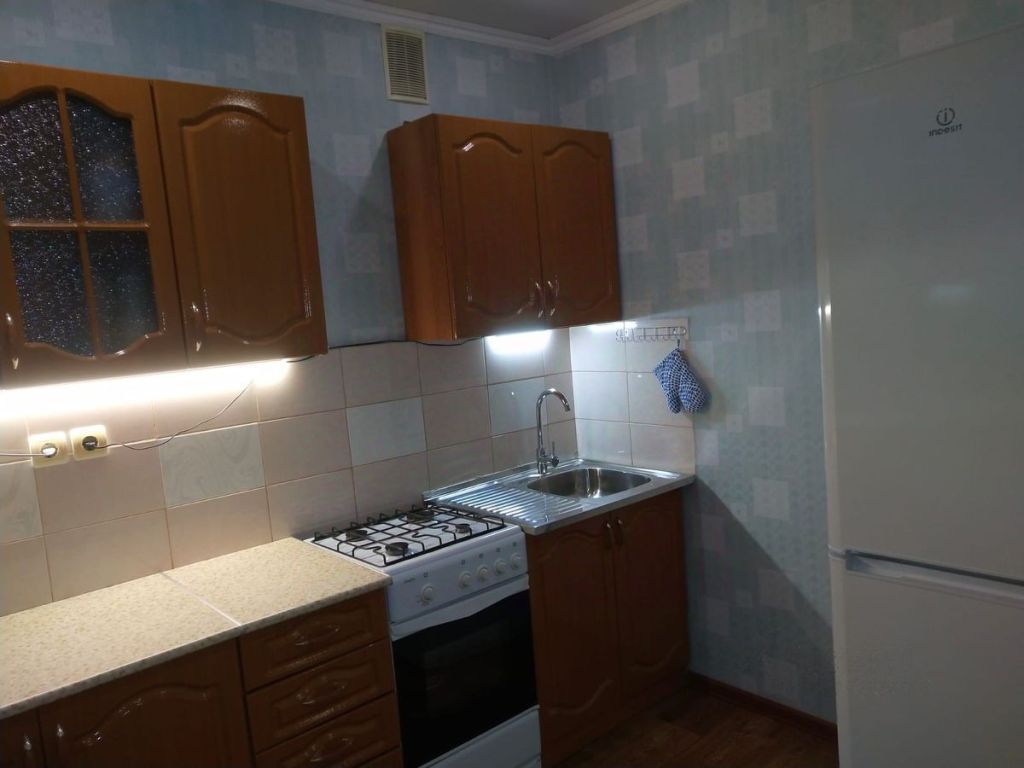 Продажа 1-комнатной квартиры, Саратов, 1-й проезд Скоморохова,  15