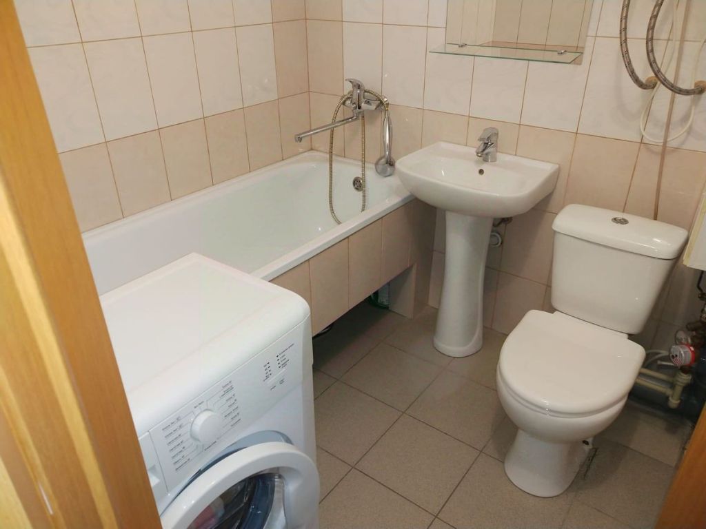 Продажа 1-комнатной квартиры, Саратов, 1-й проезд Скоморохова,  15