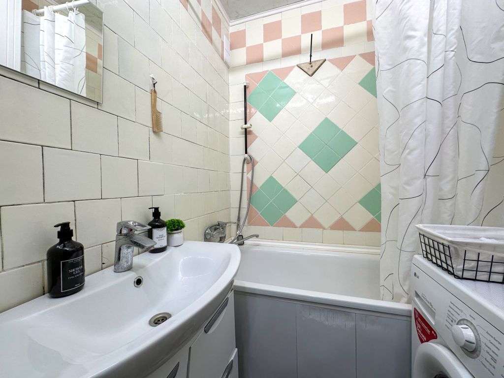 Продажа 3-комнатной квартиры, Нижний Новгород, Маршала Жукова ул,  2