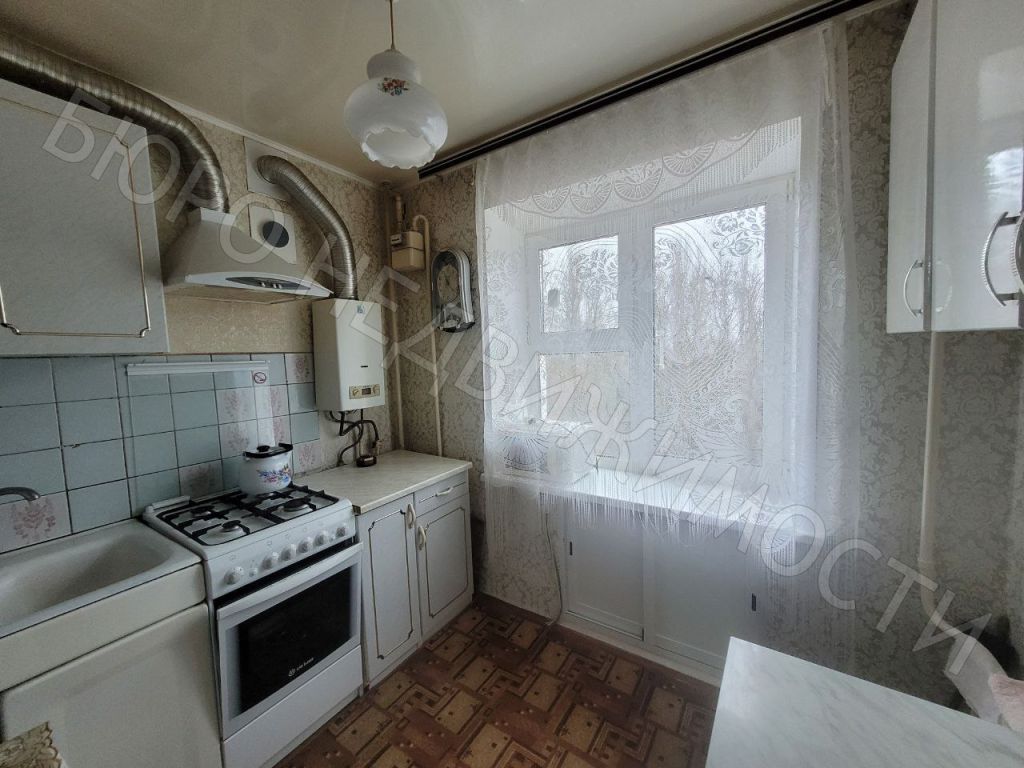 Продажа 3-комнатной квартиры, Балашов, Шоссейная ул,  11