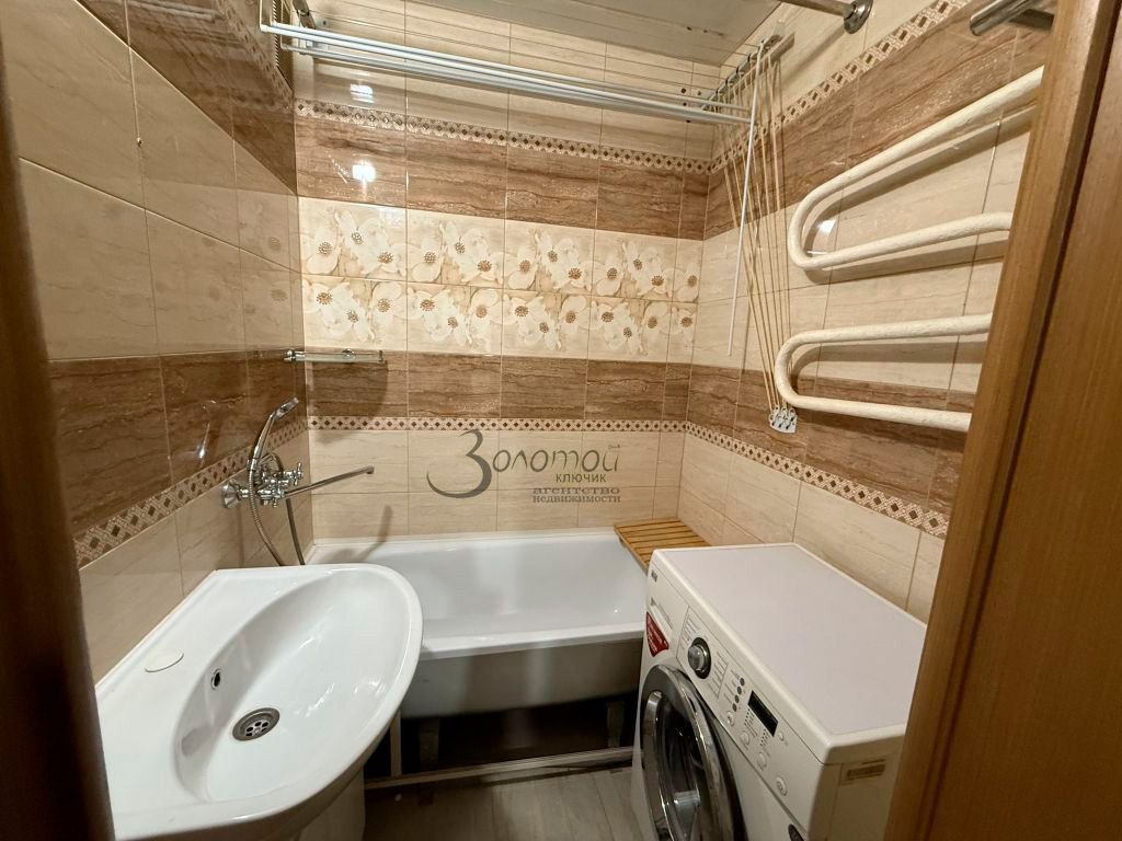 Продажа 2-комнатной квартиры, Нижний Новгород, Политбойцов ул,  10