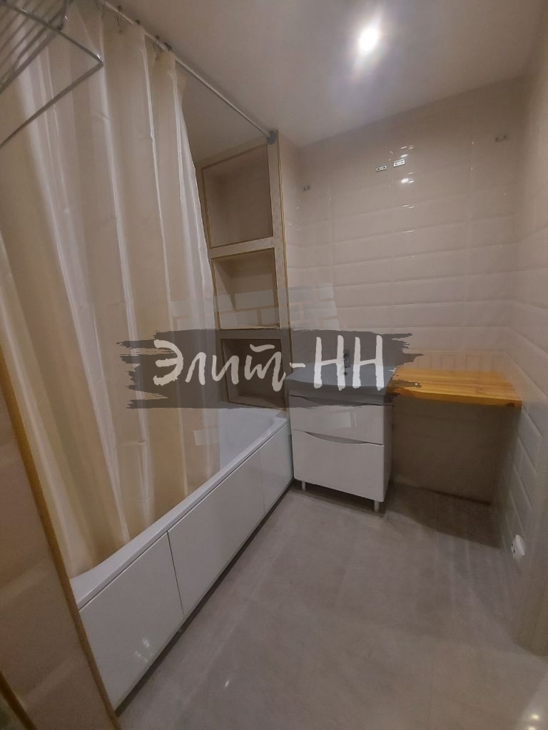 Продажа 3-комнатной квартиры, Бор, Луначарского ул,  208