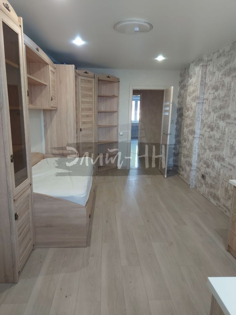 Продажа 3-комнатной квартиры, Бор, Луначарского ул,  208