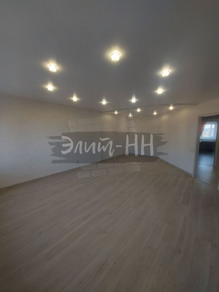 Продажа 3-комнатной квартиры, Бор, Луначарского ул,  208