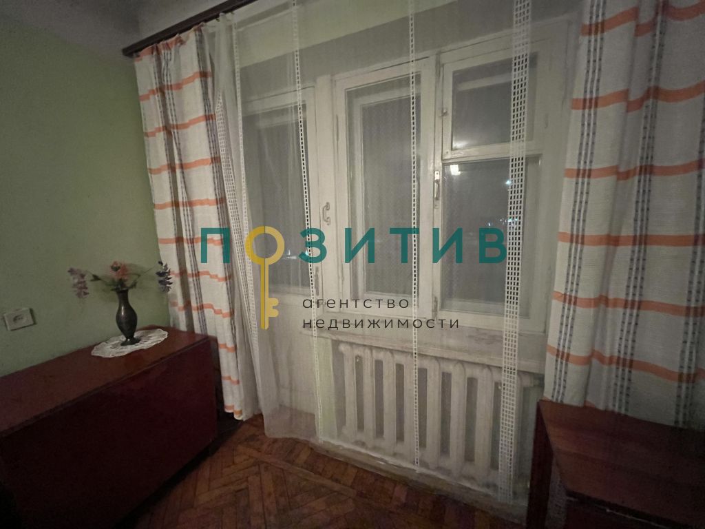 Продажа 2-комнатной квартиры, Ессентуки, Октябрьская ул,  475