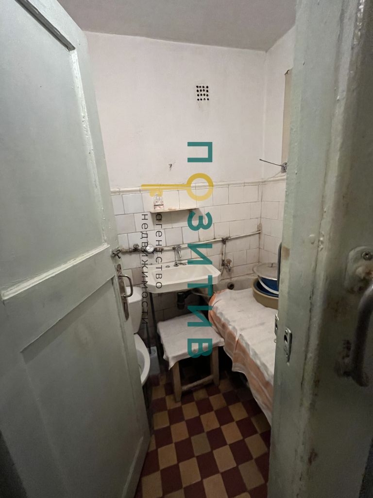 Продажа 2-комнатной квартиры, Ессентуки, Октябрьская ул,  475