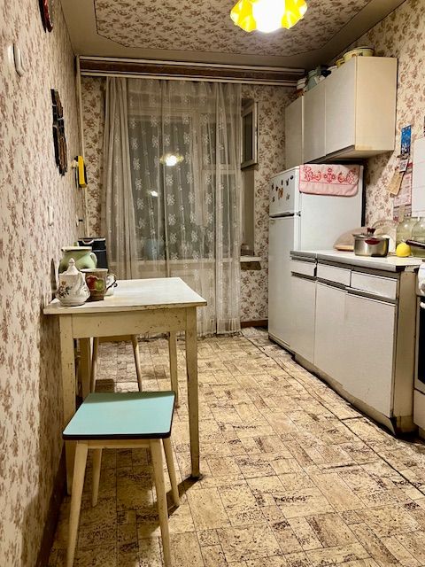 Продажа 3-комнатной квартиры, Нижний Новгород, Молодежный пр-кт,  28А