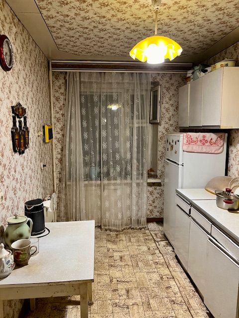 Продажа 3-комнатной квартиры, Нижний Новгород, Молодежный пр-кт,  28А