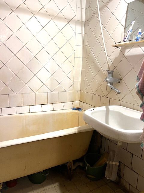 Продажа 3-комнатной квартиры, Нижний Новгород, Молодежный пр-кт,  28А