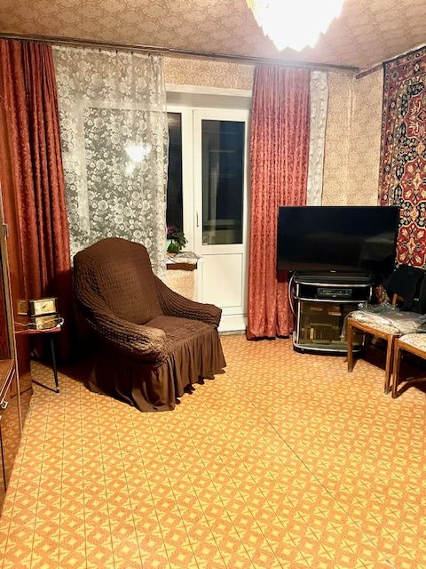 Продажа 3-комнатной квартиры, Нижний Новгород, Молодежный пр-кт,  28А