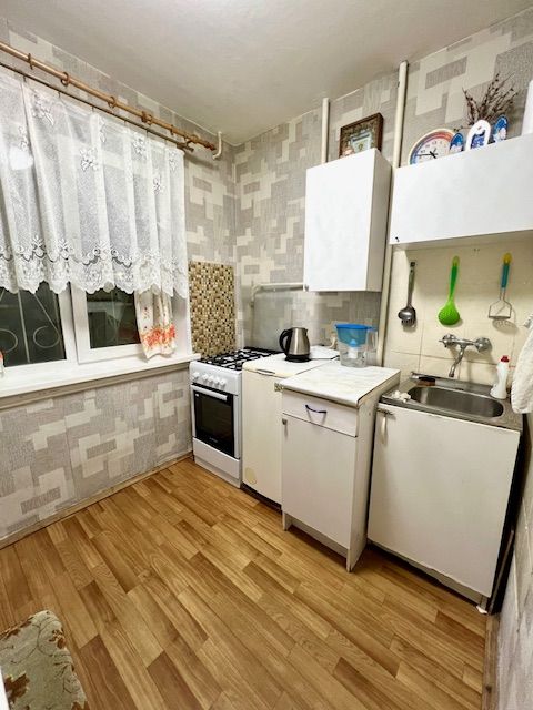 Продажа 1-комнатной квартиры, Нижний Новгород, Южное шоссе,  16