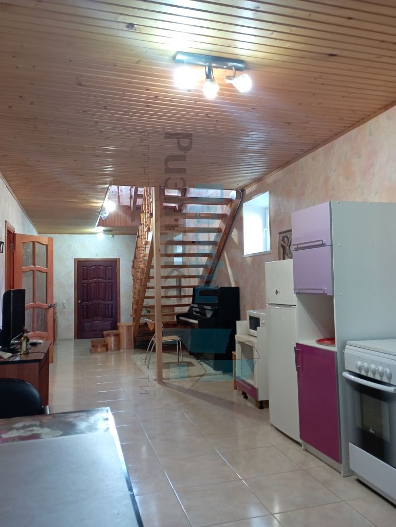 Продажа дома, 220м <sup>2</sup>, 10 сот., Новинки, Новая ул