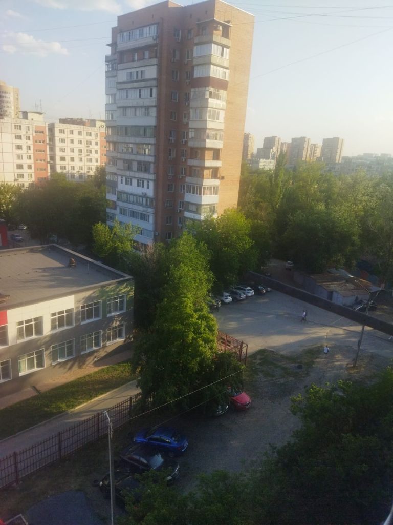 Продажа 2-комнатной квартиры, Ростов-на-Дону, Комарова б-р,  9//3