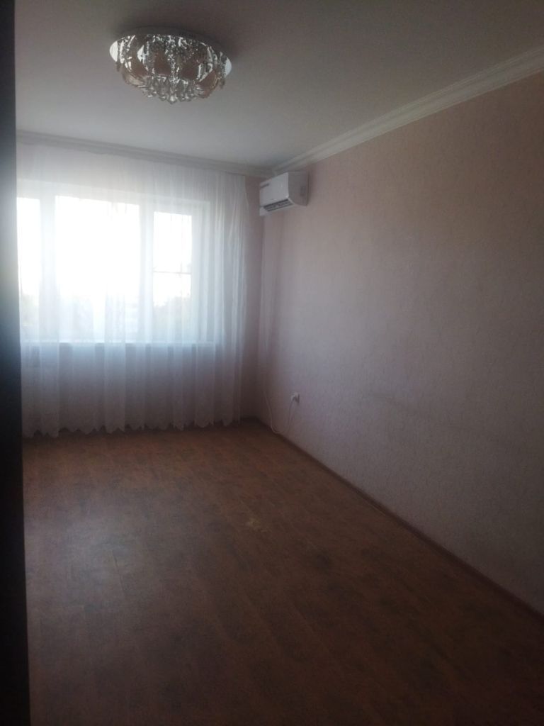 Продажа 2-комнатной квартиры, Ростов-на-Дону, Комарова б-р,  9//3