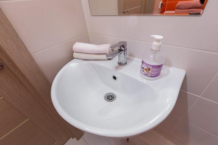 Аренда 1-комнатной квартиры, Ростов-на-Дону, Комарова б-р,  1и