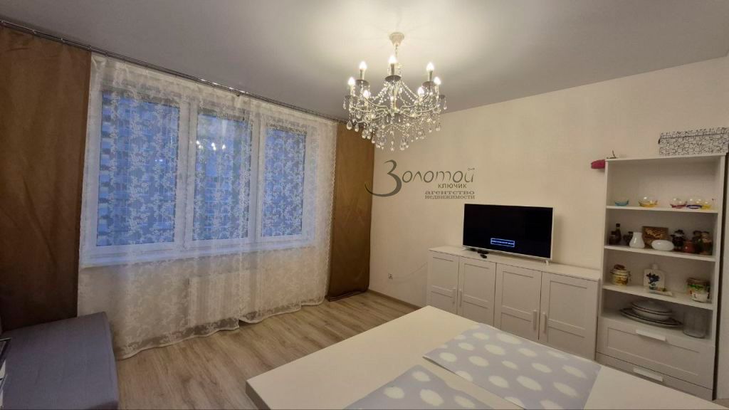 Продажа 2-комнатной квартиры, Анкудиновка, Русская ул,  15
