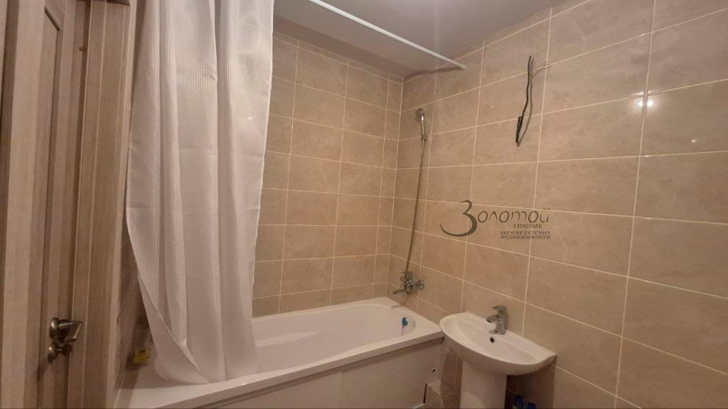 Продажа 2-комнатной квартиры, Анкудиновка, Русская ул,  15