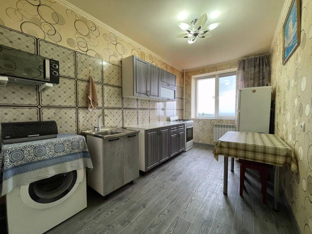 Продажа 1-комнатной квартиры, Саратов, Весенняя ул,  2А