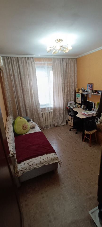 Продажа 3-комнатной квартиры, Саратов, Химическая ул,  5