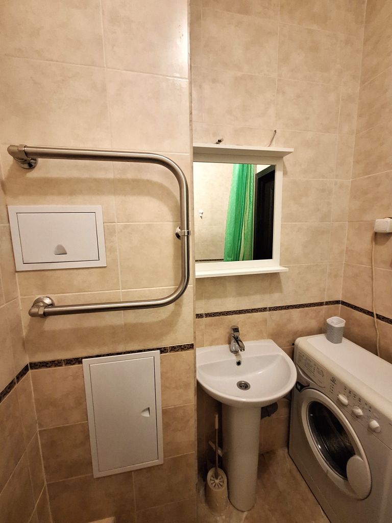 Продажа 1-комнатной квартиры, Анкудиновка, Русская ул,  1