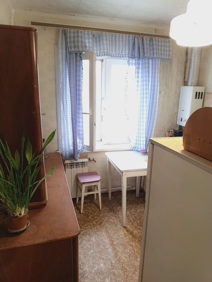 Продажа 2-комнатной квартиры, Новомосковск, Октябрьская ул,  10