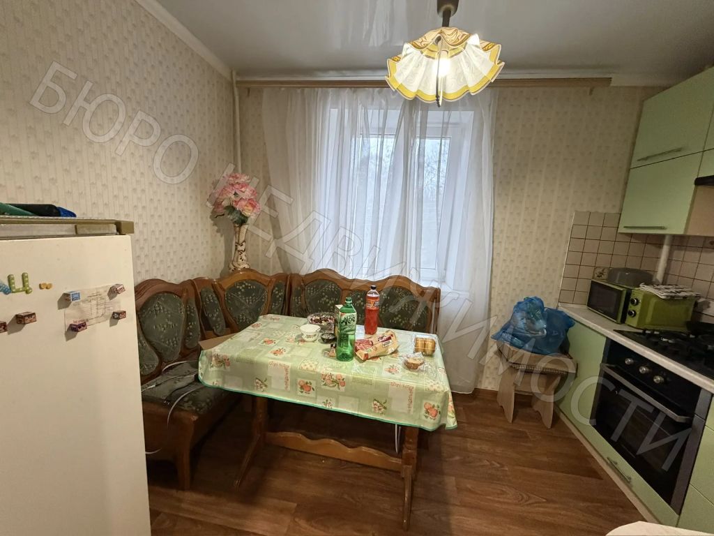 Продажа 2-комнатной квартиры, Балашов, Красина ул,  84