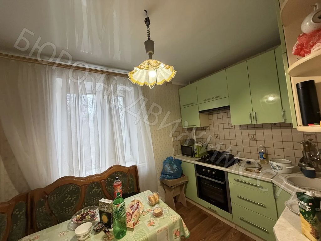 Продажа 2-комнатной квартиры, Балашов, Красина ул,  84
