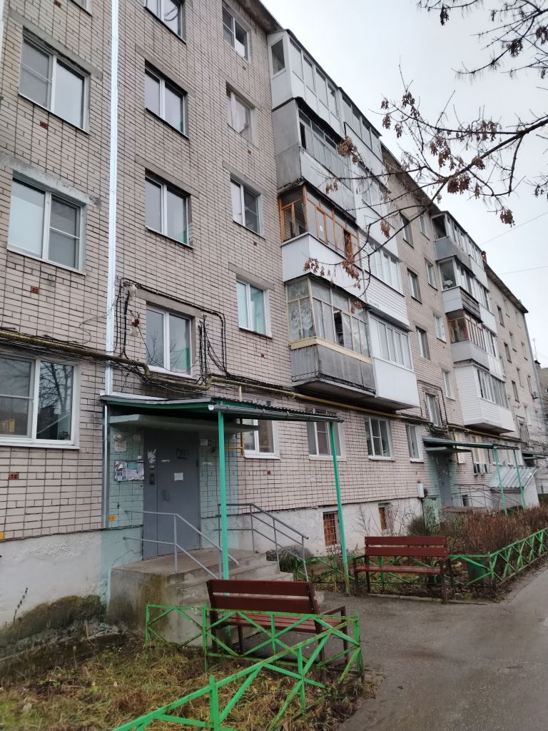 Продажа 2-комнатной квартиры, Дзержинск, Буденного ул,  6