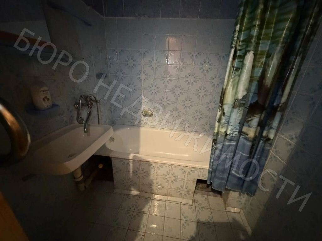 Продажа 2-комнатной квартиры, Балашов, Орджоникидзе ул,  9