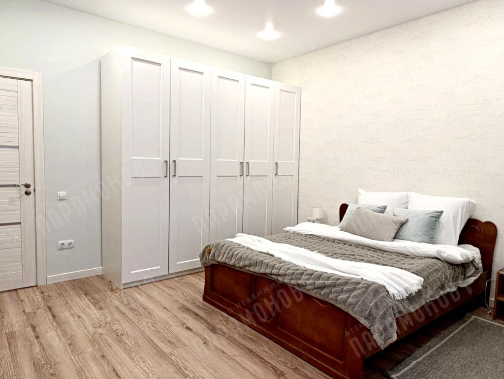 Продажа 3-комнатной квартиры, Тверь, Кирова ул,  5