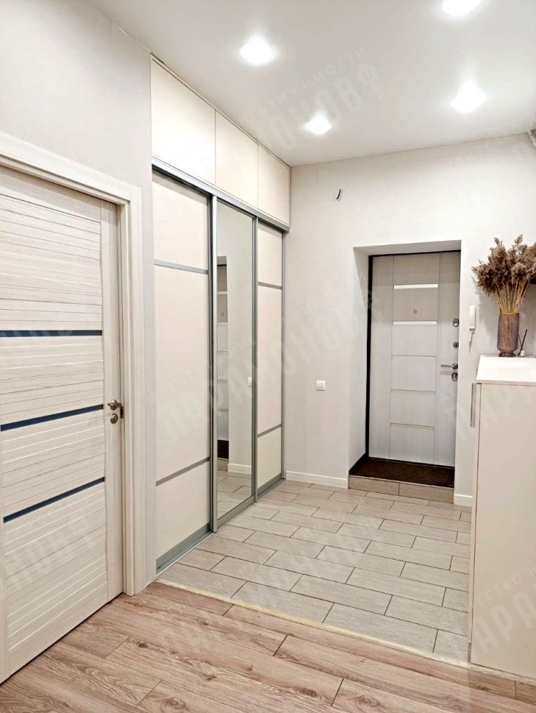 Продажа 3-комнатной квартиры, Тверь, Кирова ул,  5