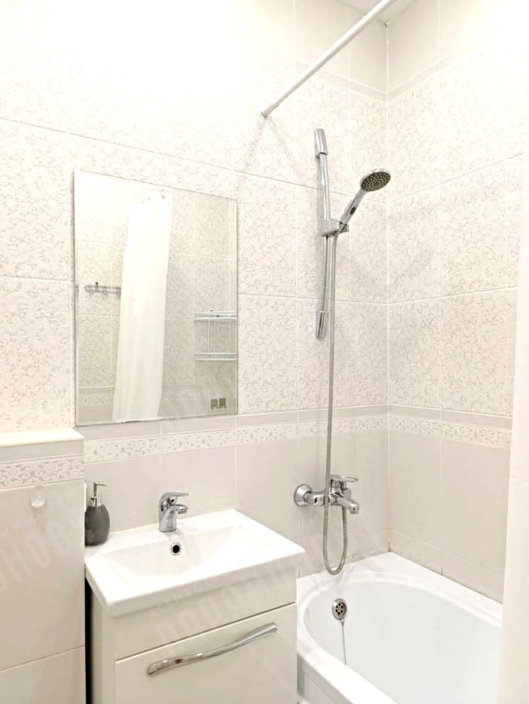 Продажа 3-комнатной квартиры, Тверь, Кирова ул,  5