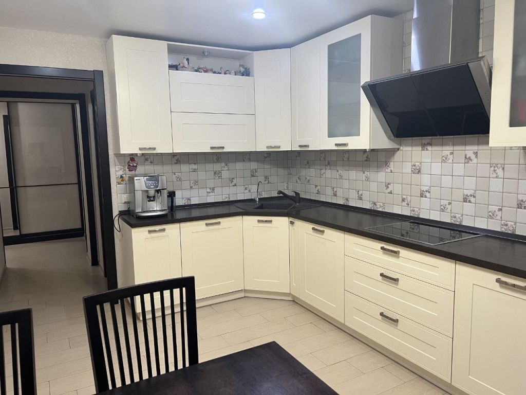 Продажа 3-комнатной квартиры, Нижний Новгород, Аркадия Гайдара ул,  26