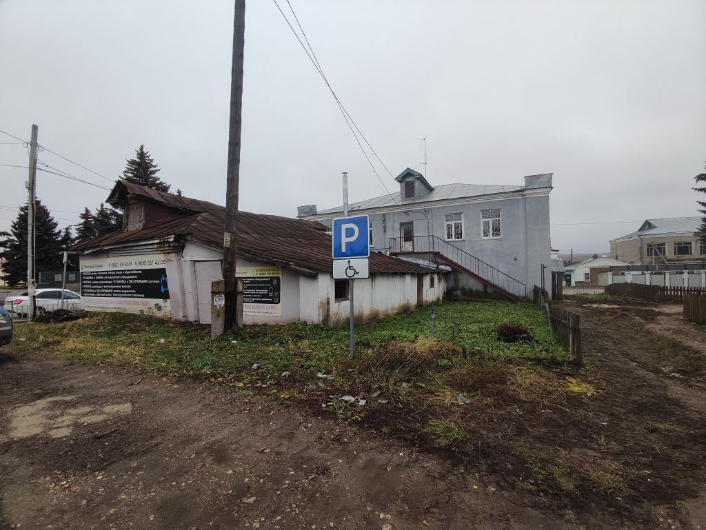 Продажа коммерческой недвижимости, 111м <sup>2</sup>, Дальнее Константиново, Советская,  105 А