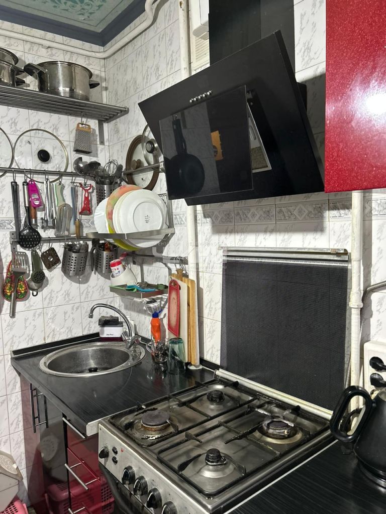 Продажа 4-комнатной квартиры, Нижний Новгород, Бурденко ул,  19