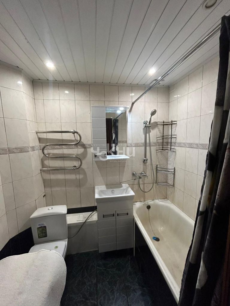 Продажа 4-комнатной квартиры, Нижний Новгород, Бурденко ул,  19